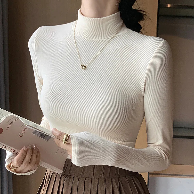 Elegant Knitted Turtleneck Top