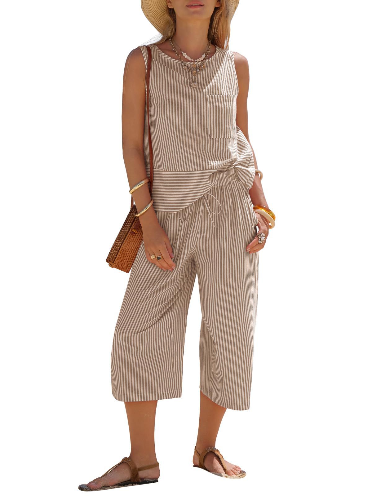 Womens Round-neck Featuring A Striped Sleeveless Top And Cropped Pants