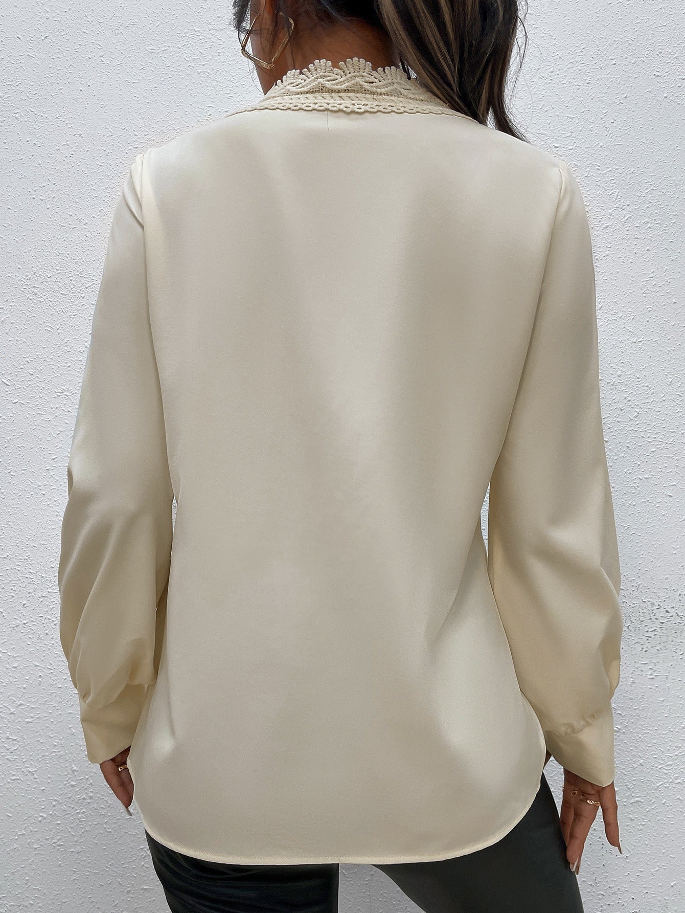 Simple Elegant Eyelash Lace Stitching V-neck Shirt For Women